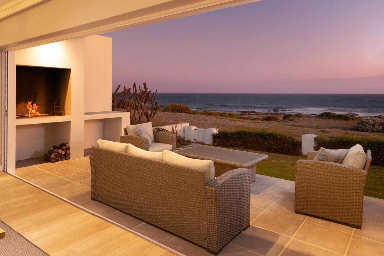 Seapearl Oceanfront Villa And Cottage Hermanus Kültér fotó