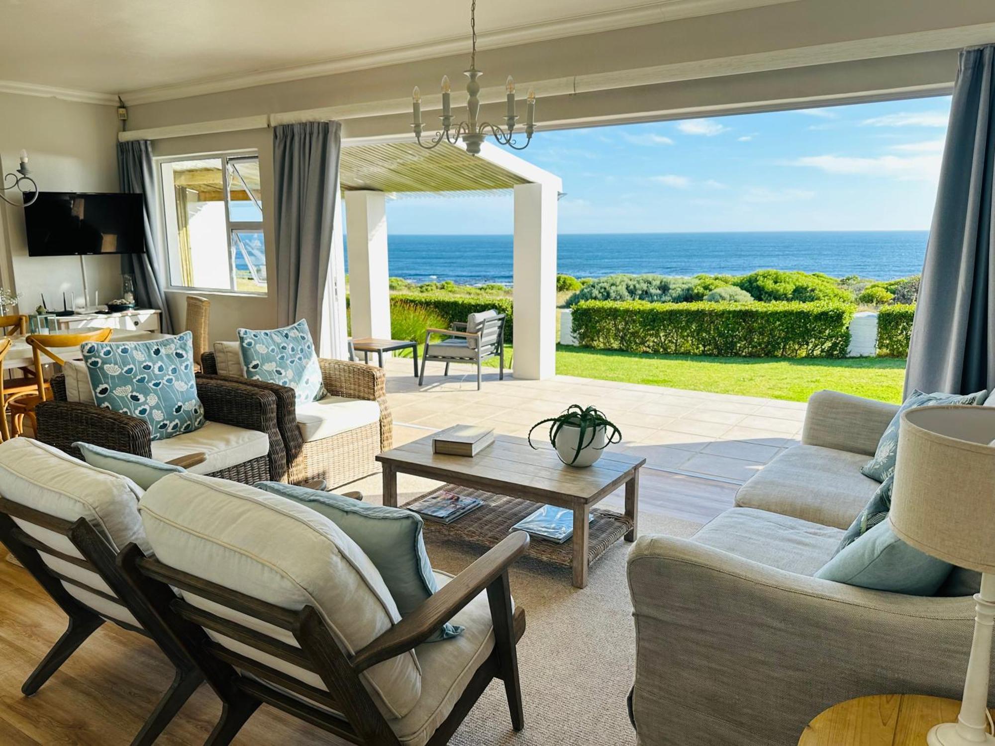 Seapearl Oceanfront Villa And Cottage Hermanus Kültér fotó